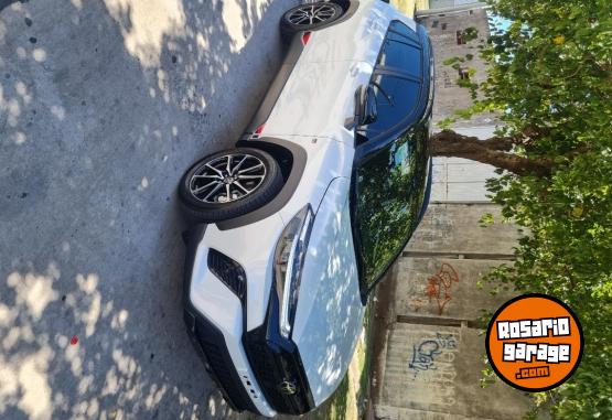 Autos - Toyota Cross gr 2025 Nafta 800Km - En Venta