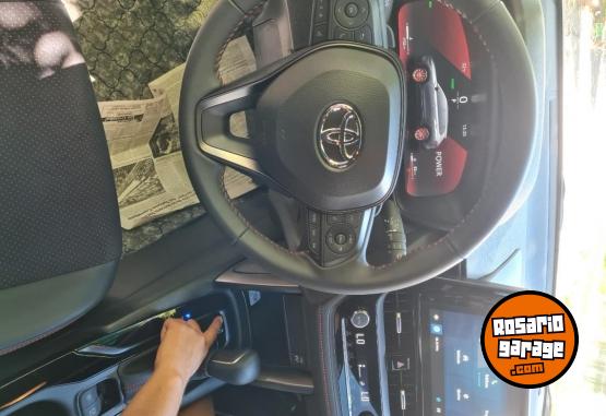 Autos - Toyota Cross gr 2025 Nafta 800Km - En Venta