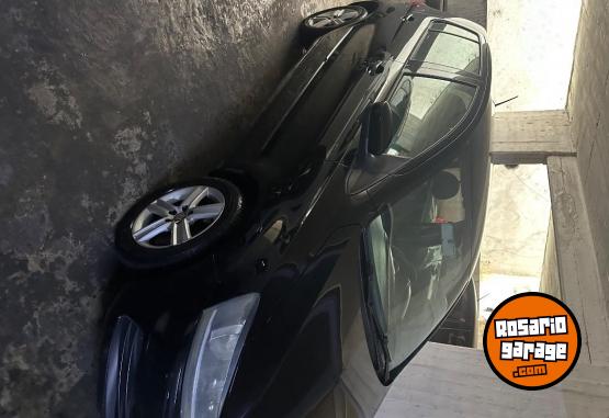 Autos - Volkswagen Fox 2015 Nafta 145000Km - En Venta