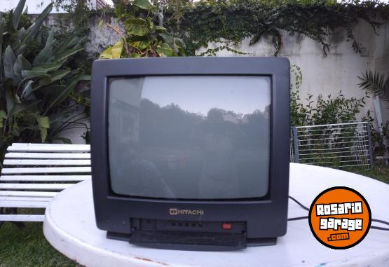 Electrónica - Televisor Color Hitachi 14 pulgadas - En Venta