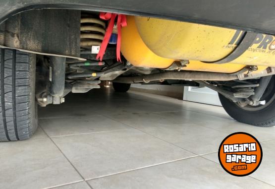 Camionetas - Fiat Toro 1.8 freedom 2020 GNC 80000Km - En Venta