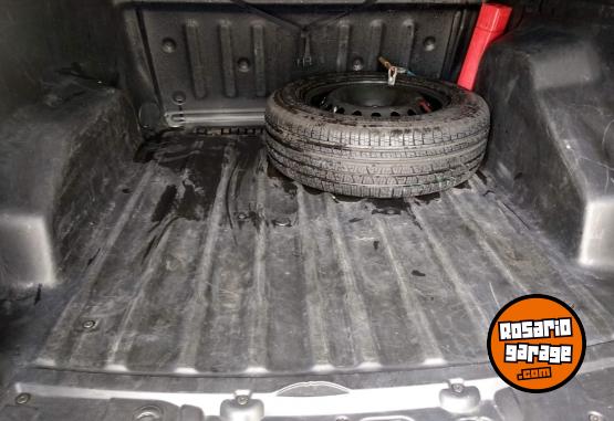 Camionetas - Fiat Toro 1.8 freedom 2020 GNC 80000Km - En Venta