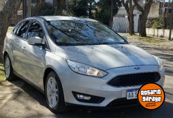 Autos - Ford Focus 1.6 S 2016 Nafta 113000Km - En Venta