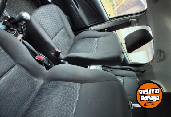 Autos - Toyota ETIOS 1.5 XLS 2014 Nafta 99000Km - En Venta