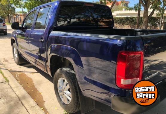 Camionetas - Volkswagen Amarok Trendline 140 HP 2022 Diesel 60000Km - En Venta
