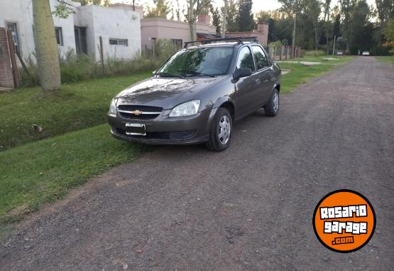 Autos - Chevrolet Classic 2014 Nafta 161500Km - En Venta