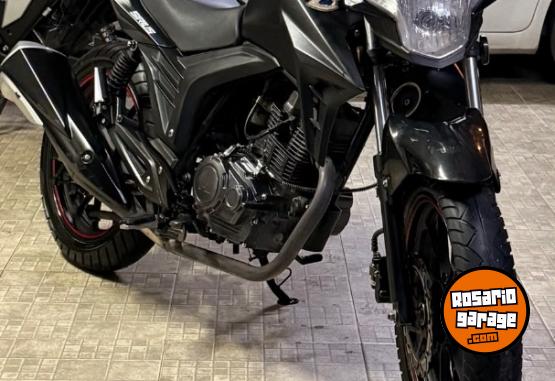 Motos - Motomel Sirius 150 2021 Nafta 18000Km - En Venta