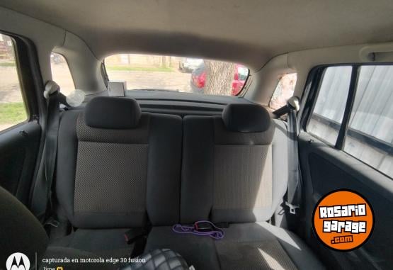 Autos - Volkswagen Suran Highline 2011 Nafta 211000Km - En Venta
