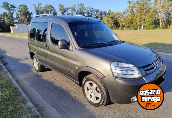 Autos - Peugeot Partner Patagónica 2011 Nafta 113000Km - En Venta