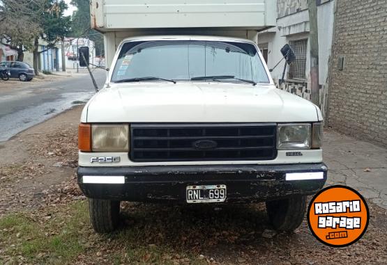 Camiones y Grúas - Vendo permuto - En Venta