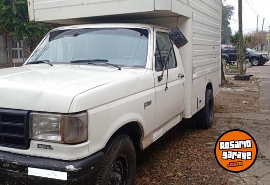 Camiones y Grúas - Vendo permuto - En Venta
