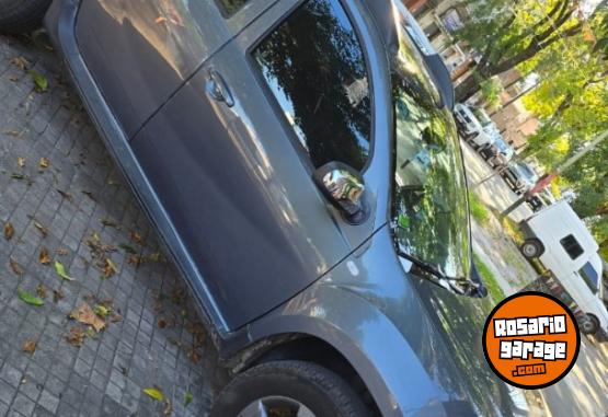 Camionetas - Renault Duster 2.0 2012 GNC 120000Km - En Venta