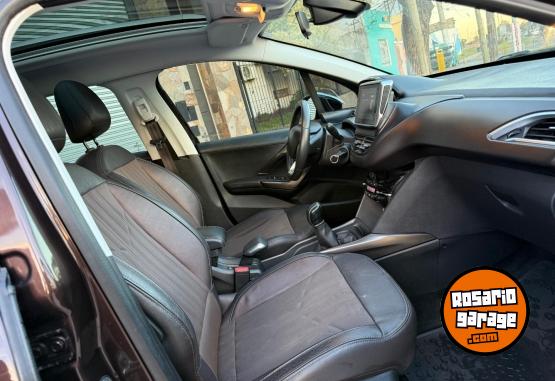 Autos - Peugeot 2008 FELINE 1.6 VTI 2018 Nafta 50000Km - En Venta