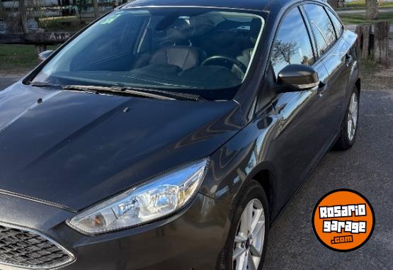 Autos - Ford Focus 2017 Nafta 69000Km - En Venta