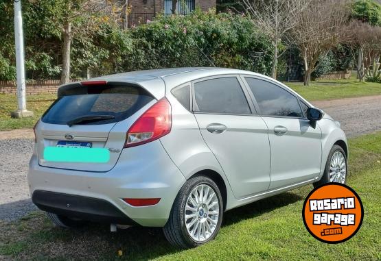Autos - Ford FIESTA KINETIC SE 2017 Nafta 132000Km - En Venta