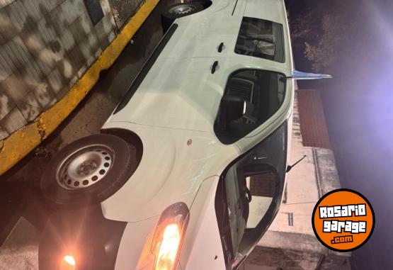 Utilitarios - Peugeot Expert 2018 Diesel 164500Km - En Venta