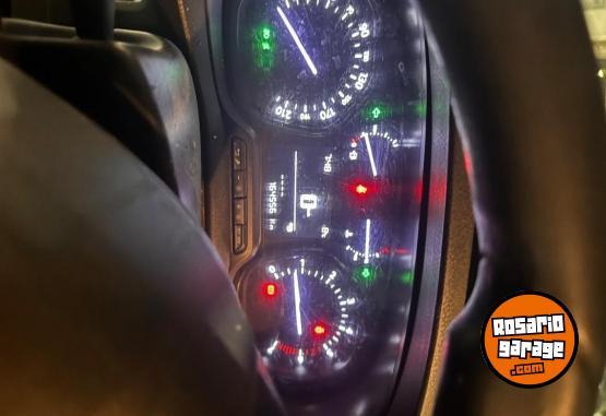 Utilitarios - Peugeot Expert 2018 Diesel 164500Km - En Venta