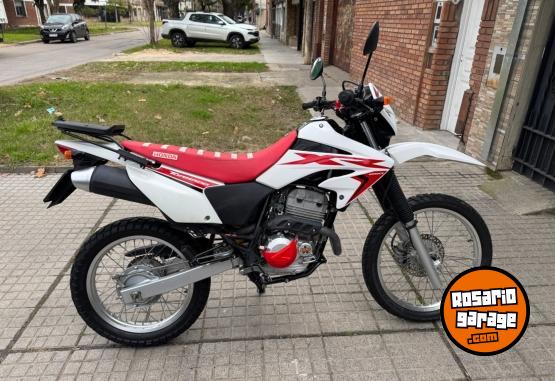 Motos - Honda Xr 250 tornado 2021 Nafta 17000Km - En Venta