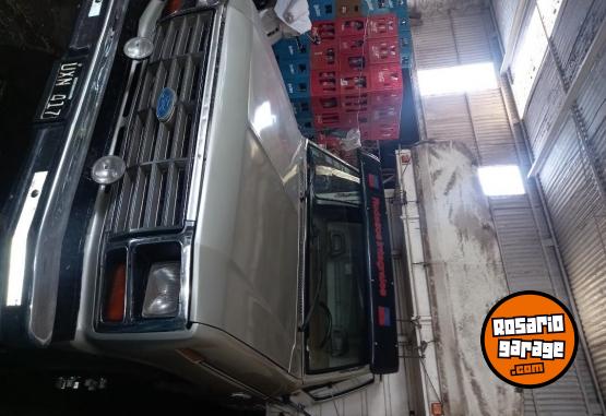 Camiones y Grúas - Ford f400 1987 perkins 6 1987 - En Venta