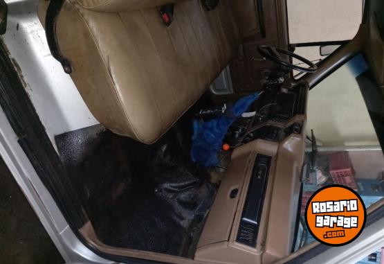 Camiones y Grúas - Ford f400 1987 perkins 6 1987 - En Venta