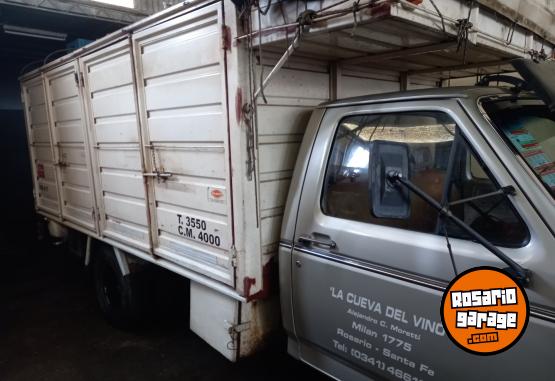 Camiones y Grúas - Ford f400 1987 perkins 6 1987 - En Venta