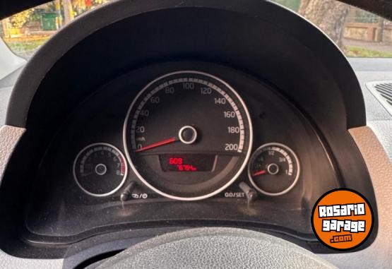 Autos - Volkswagen Up move 2016 Nafta 76000Km - En Venta