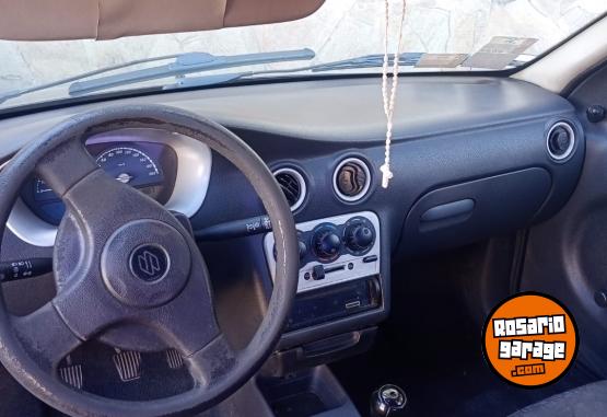 Autos - Suzuki Fan 2005 Nafta 200000Km - En Venta