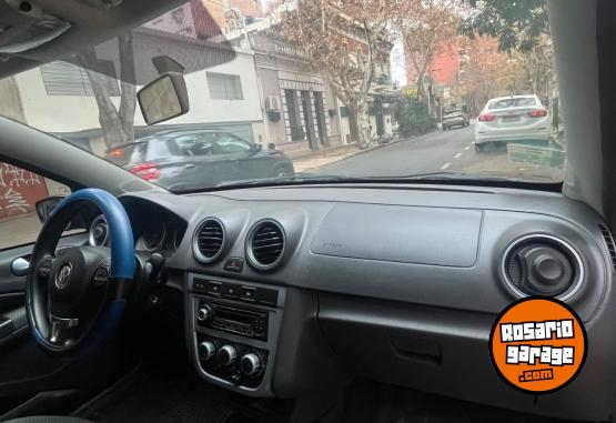 Autos - Volkswagen Gol trend pack 3 2011 Nafta 133000Km - En Venta