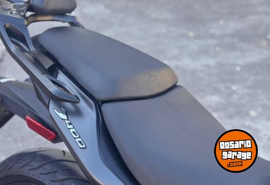 Motos - Bajaj Bajaj 400 tourer 2024 Nafta 3200Km - En Venta
