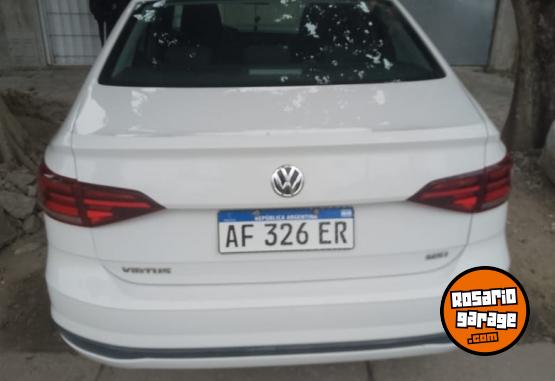 Autos - Volkswagen Virtus 2022 Nafta 54000Km - En Venta
