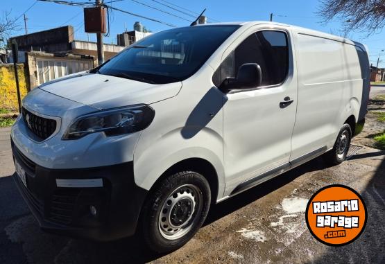 Utilitarios - Peugeot EXPERT 2019 Diesel 111000Km - En Venta