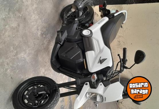 Motos - Honda Navi 110cc 2024 Nafta 4300Km - En Venta