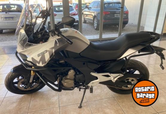 Motos - CF MT 650CC 2025 Nafta 902Km - En Venta