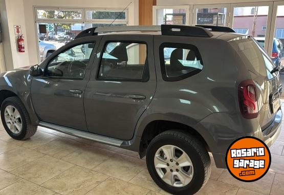 Camionetas - Renault DUSTER TEACH ROAD 2016 Nafta 122076Km - En Venta