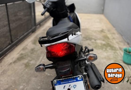 Motos - Honda New Wave 2025 Nafta 6443Km - En Venta