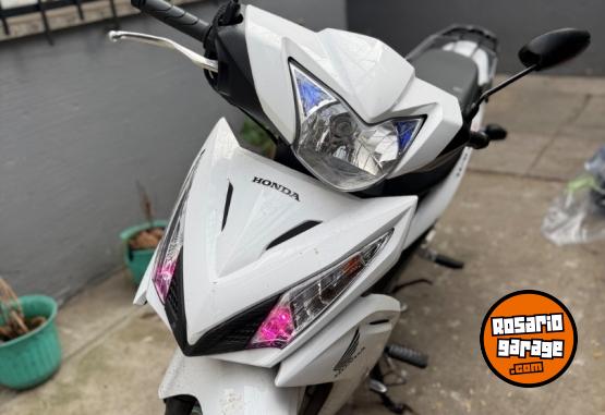 Motos - Honda New Wave 2025 Nafta 6443Km - En Venta
