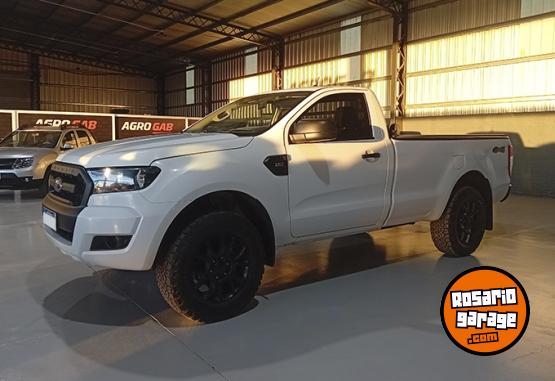 Camionetas - Ford Ranger C/S 2023 Diesel 105000Km - En Venta