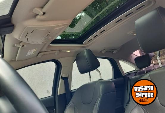 Autos - Ford Focus titanium 2.0 2017 Nafta 104000Km - En Venta
