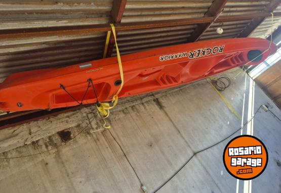 Deportes Náuticos - Vendo kayak rocker warrior - En Venta
