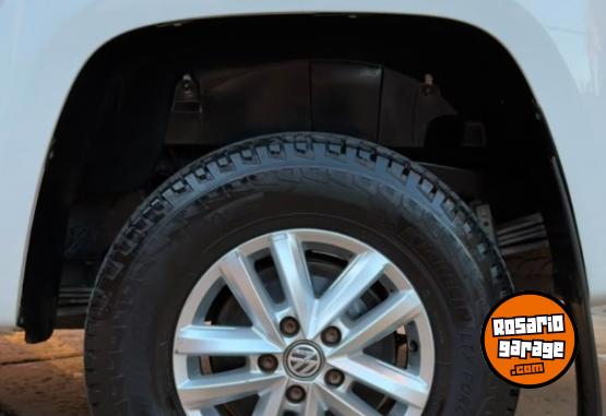 Camionetas - Volkswagen Amarok 2.0 Cd Tdi 140cv T 2021 Diesel 130000Km - En Venta