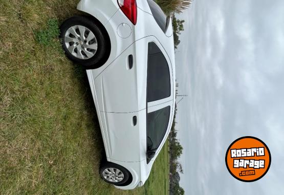 Autos - Chevrolet Ónix lt 2015 Nafta 108000Km - En Venta