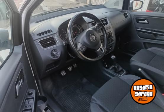 Autos - Volkswagen SURAN CROSS Highland 2014 Nafta 111111Km - En Venta