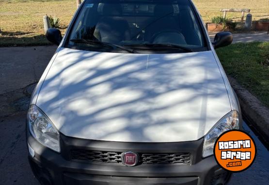 Utilitarios - Fiat Strada Working 2015 Nafta 77500Km - En Venta