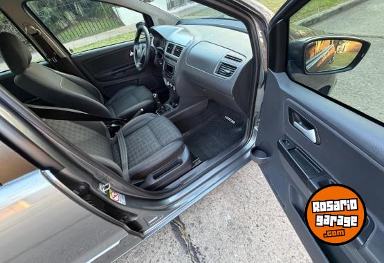 Autos - Volkswagen Suran conforline 2015 Nafta 97000Km - En Venta