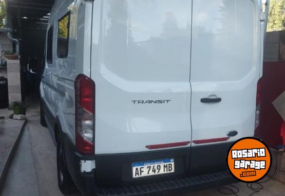 Utilitarios - Ford 2023 2023 Diesel 37000Km - En Venta