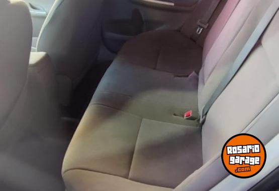 Autos - Toyota XEI 2013 Nafta 166000Km - En Venta