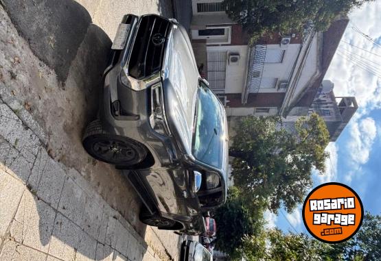 Camionetas - Toyota Hilux 2022 Diesel 155000Km - En Venta