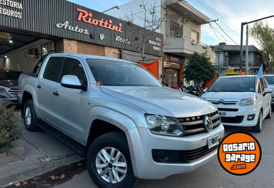 Camionetas - Volkswagen AMAROK STARLINE 140CV 2015 Diesel 166000Km - En Venta