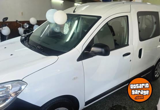 Utilitarios - Renault Kangoo express 1.6 2024 Nafta - En Venta