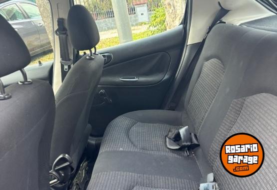 Autos - Peugeot 207 compact 2012 Nafta 105000Km - En Venta
